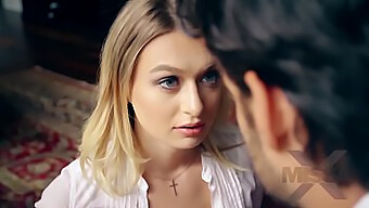 Jay Smooth Ve Natalia Starr Sıcak Bir Creampie Sahnesinde