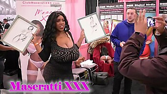 La Performance De Duke À L'Expo Exxxotica New Jersey En 2017