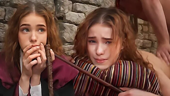 Le Voyage Sensuel D'Hermione Granger Avec Le Charme Stimulant Du Plaisir