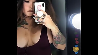 Kecantikan Venezuela, Jennifer Aboul La Rabbit, Memperlihatkan Kebolehan Twerking-Nya Dalam Persembahan Instagram Secara Langsung.