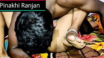 Video Buatan Sendiri India Tentang Seks Anal Gadis Bisexual Berusia 18 Tahun Dengan Suaminya