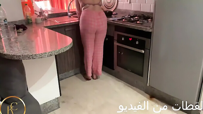 فيديو منزلي لمهارات ماري الفموية والاختراق