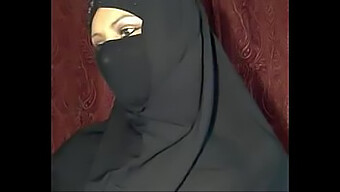 Pertunjukan Webcam Haleema Al-Beydoun Yang Mendesis Di Xxxcams.5v.Pl