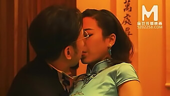 Urutan Sensual Cina Su Qing Ke Dan Kemahiran Oral