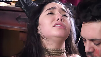 لعبة جنسية مكثفة لكارلي غراي ومغامرة Bdsm