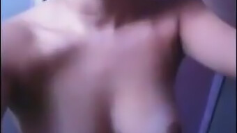 Nip Slip: Video Whatsapp Panas Pasangan Peru Amatir