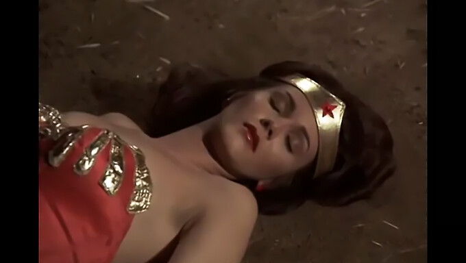 Sensuele Scènes Met De Superheldin Wonder Woman