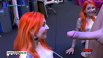 Bukkake Facial Für Einen Tätowierten Teen